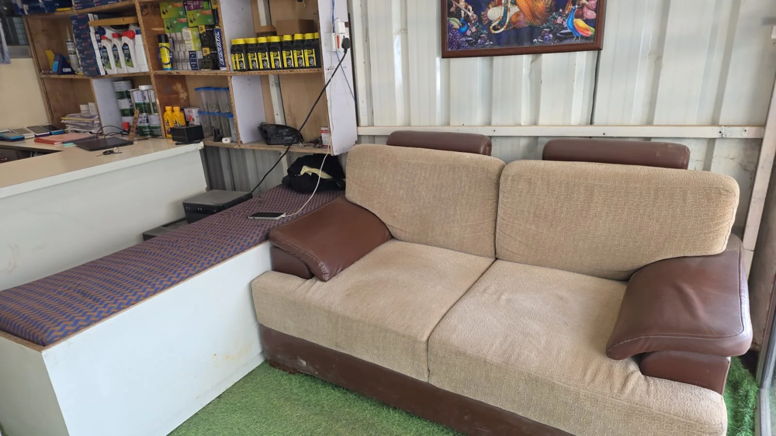 Detailing Brothers Workshop 1 customer seating